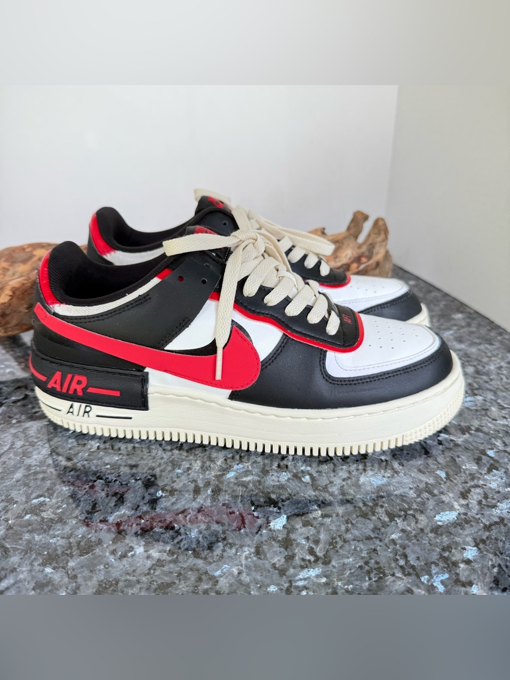 Nike AF 1 Air Force Ones Shadow W Sz 10, Summit White/University Red DR7883-102 - Picture 2 of 13
